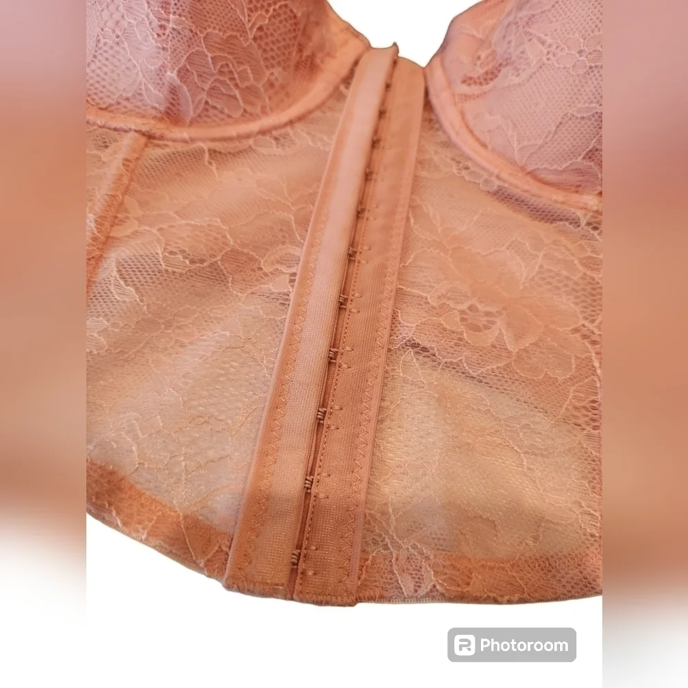 Juicy Couture Pink Lace Bustier, Gold Studded Logo Straps, 34C, New With Tags - Picture 7 of 10